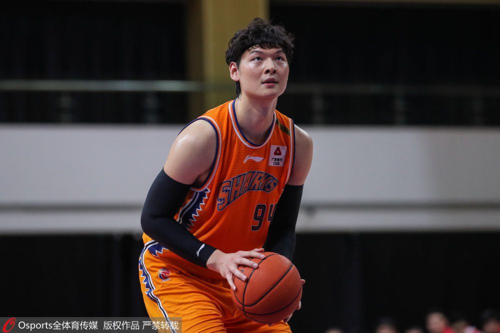 在她们的周围，是噬元兽猫猫。